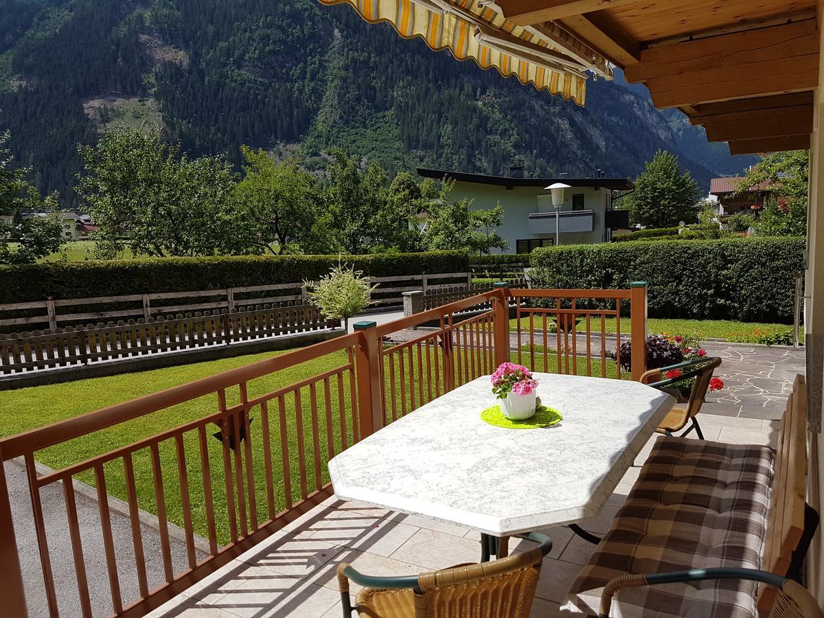 Haus Groeblacher Bed and Breakfast Mayrhofen Buitenkant foto