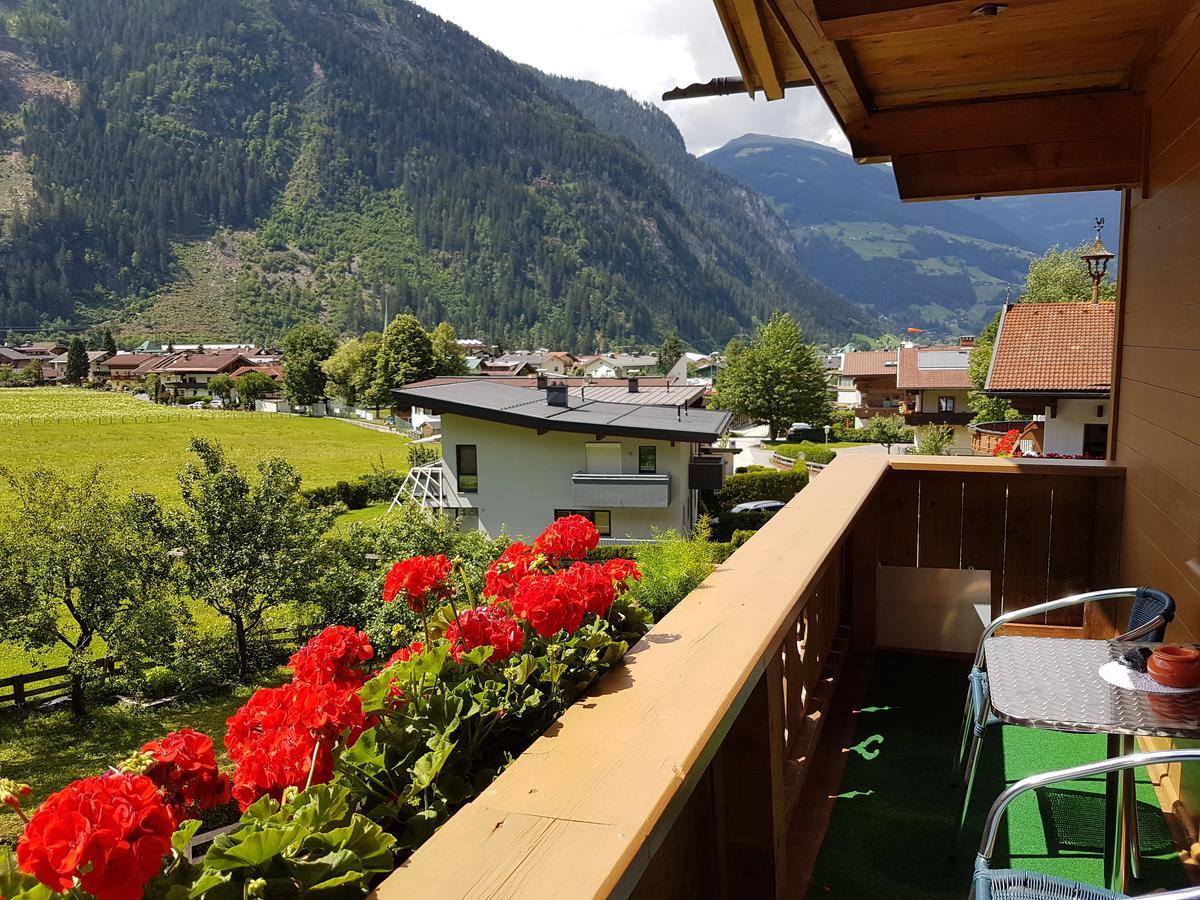 Haus Groeblacher Bed and Breakfast Mayrhofen Buitenkant foto